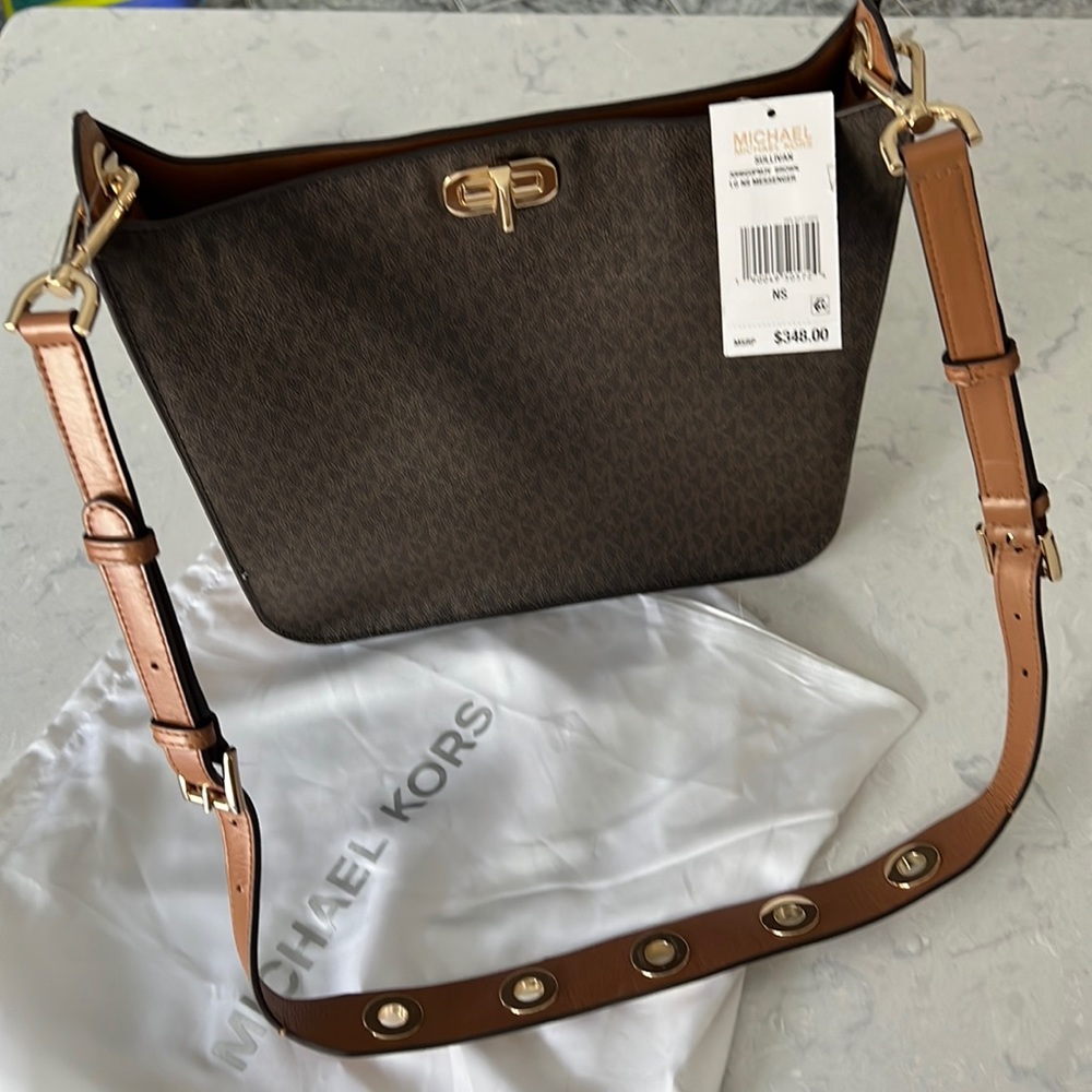 Michael Kors Sullivan Messenger Bag